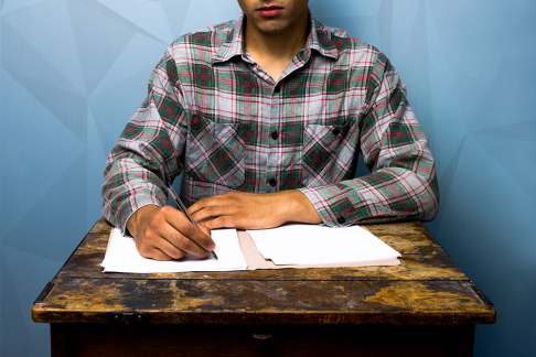 Schulische Ausbildung - adpic