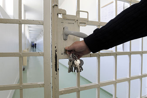 Beamt(er/in) - Justizvollzugsdienst (mittl. Dienst)(m/w/d) Beamt(er/in) - Justizvollzugsdienst (mittl. Dienst)(m/w/d)