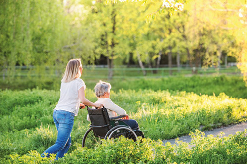 Betreuungskraft/Alltagsbegleiter/in(m/w/d) Betreuungskraft/Alltagsbegleiter/in(m/w/d)