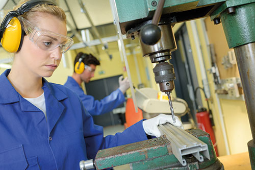 Metallfeinbearbeiter/in(m/w/d) Metallfeinbearbeiter/in(m/w/d)